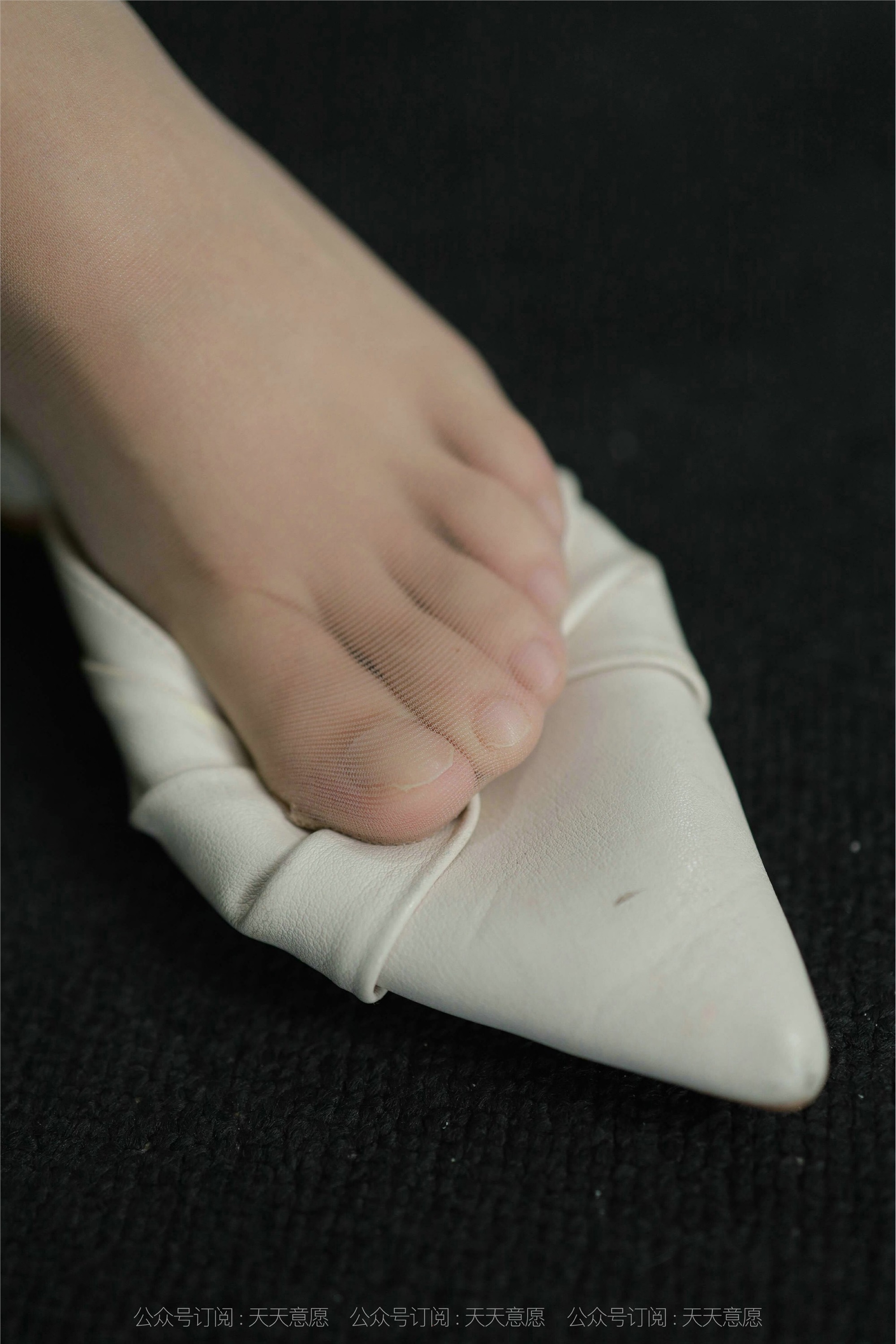 IESS异思趣向  2021.08.19 丝享家894：婉苹《温柔的碎花裙》